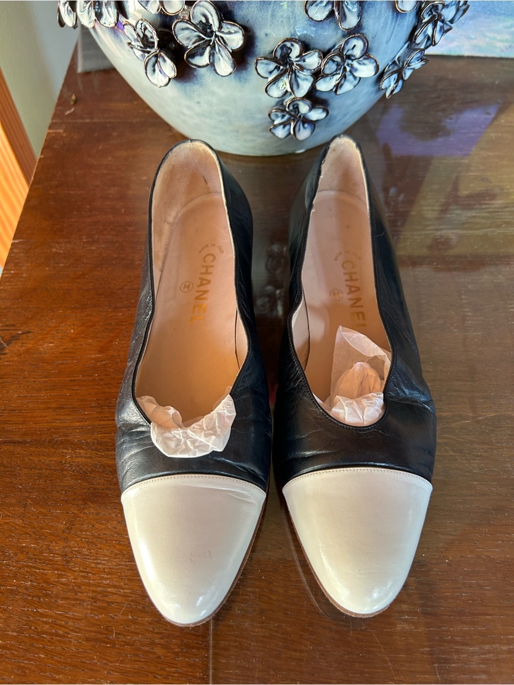 Vintage 1990s Chanel Leather Flats